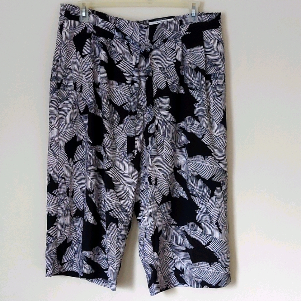 New Worthington Floral Wide Leg Crop Pants